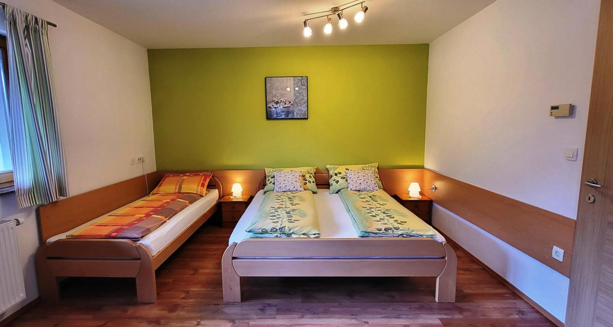 Apartments Oman ครานสกา โกรา ภายนอก รูปภาพ